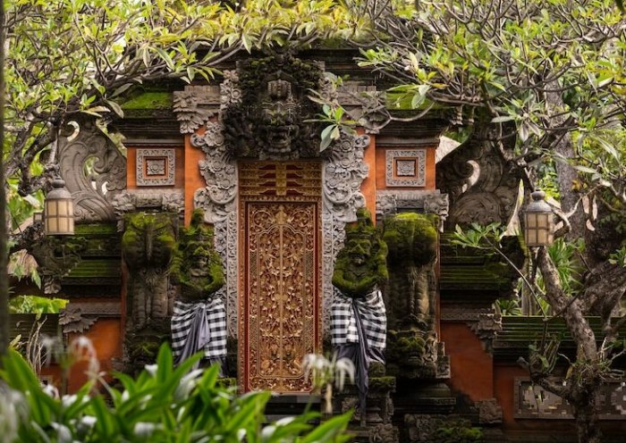 Hotel entrance in Balinese architecture style.